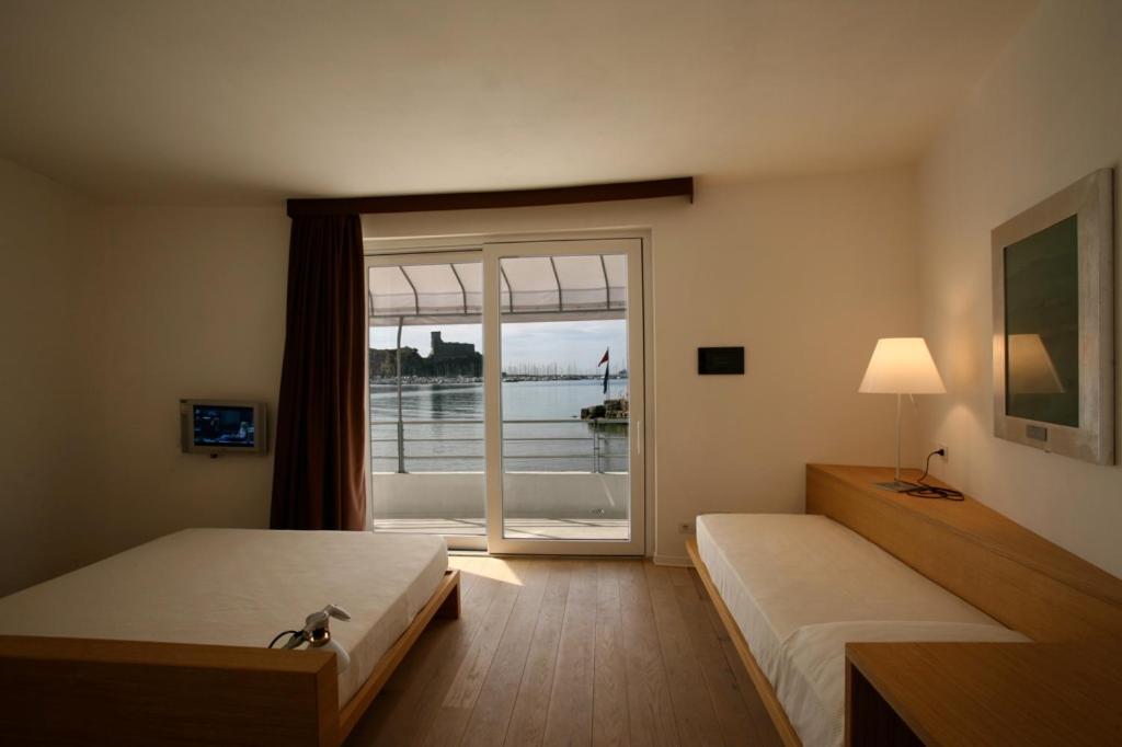Piccolo Hotel Del Lido Леричі Номер фото