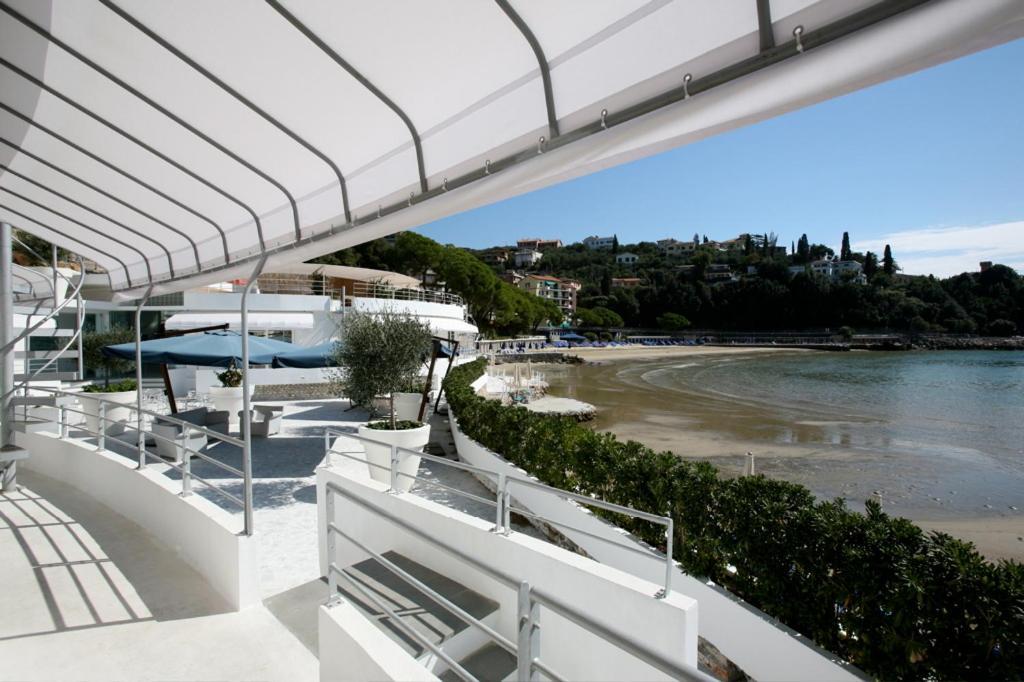 Piccolo Hotel Del Lido Леричі Екстер'єр фото