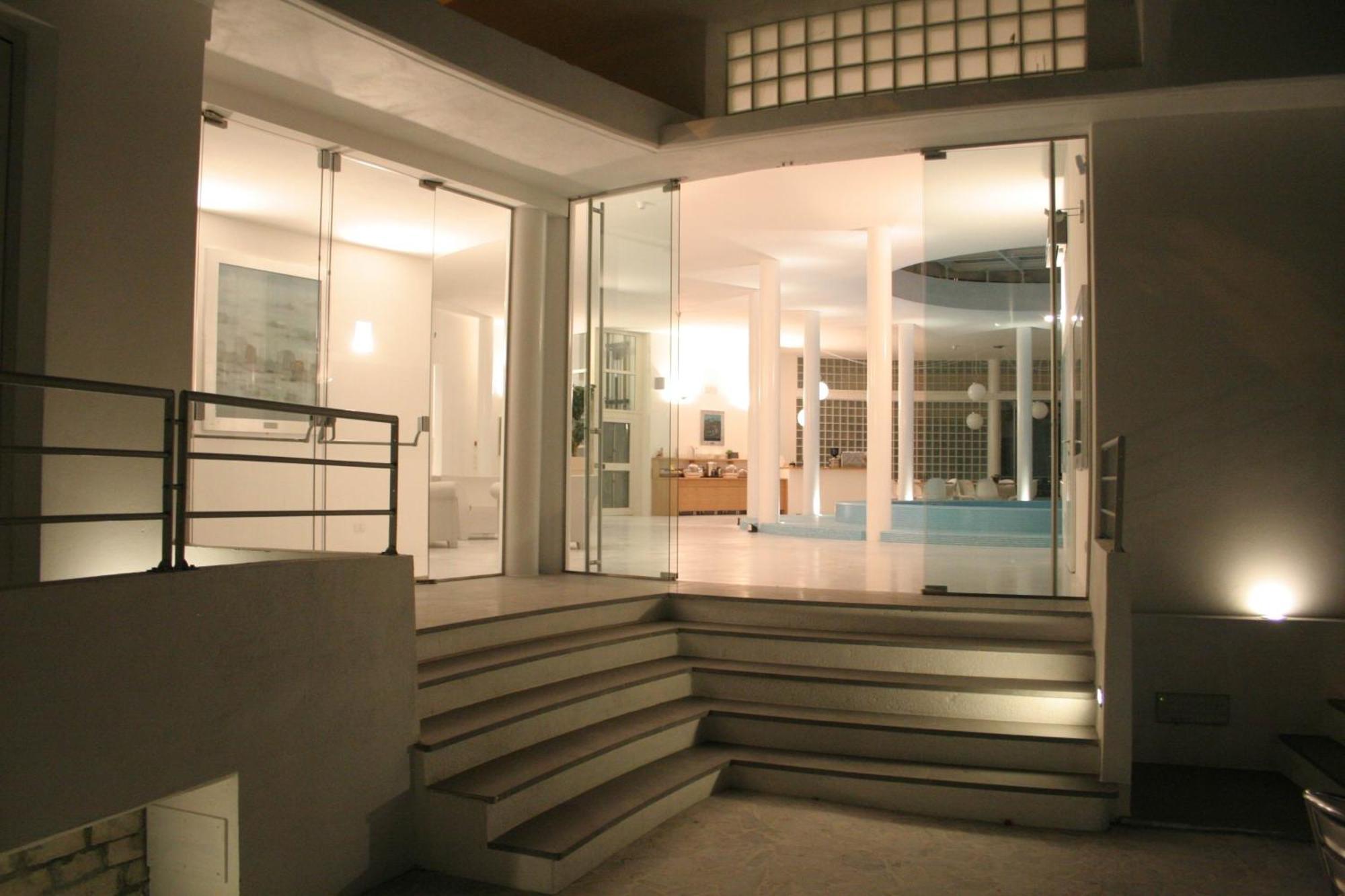 Piccolo Hotel Del Lido Леричі Екстер'єр фото