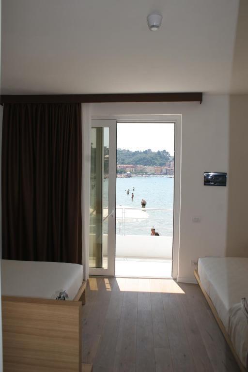 Piccolo Hotel Del Lido Леричі Номер фото